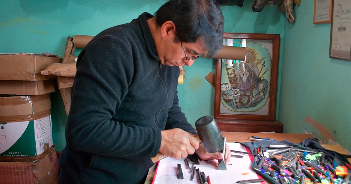 Artesanías mexicanas, el papel picado de Metepec para el mundo