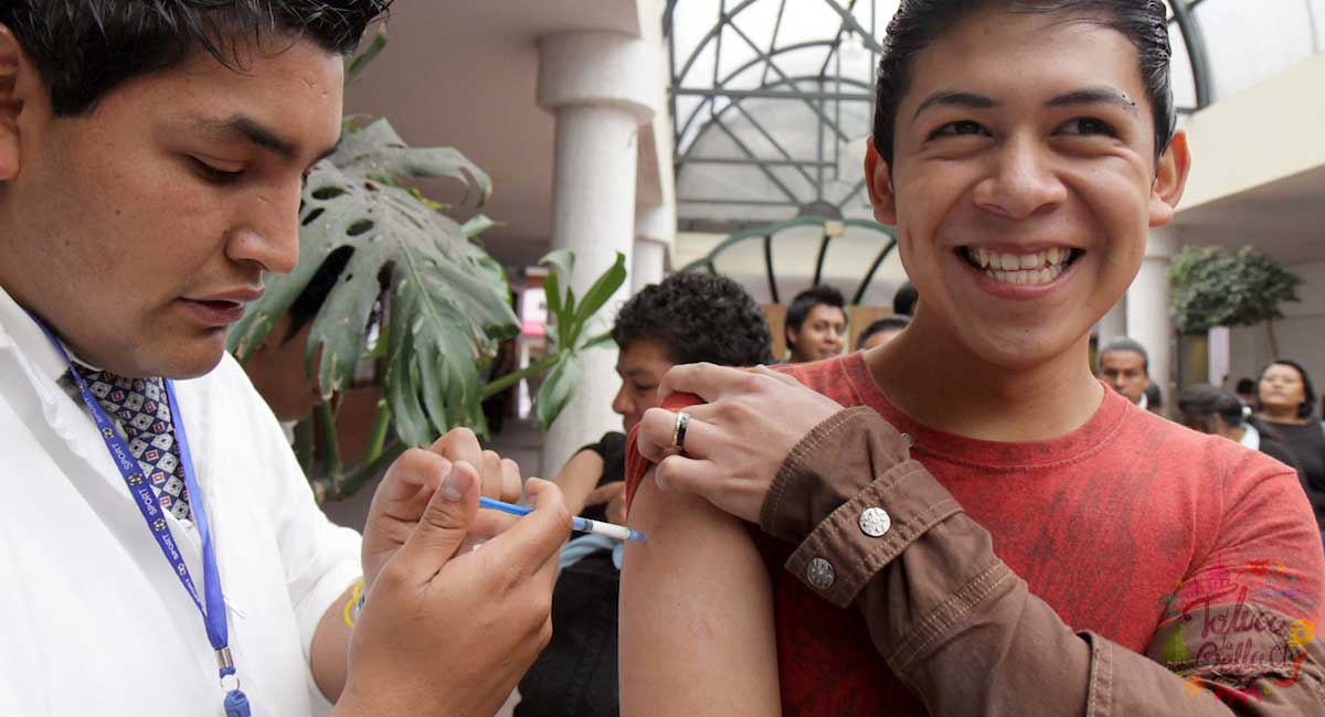 Edomex: Inicia vacunación para personas de 18 a 29 años