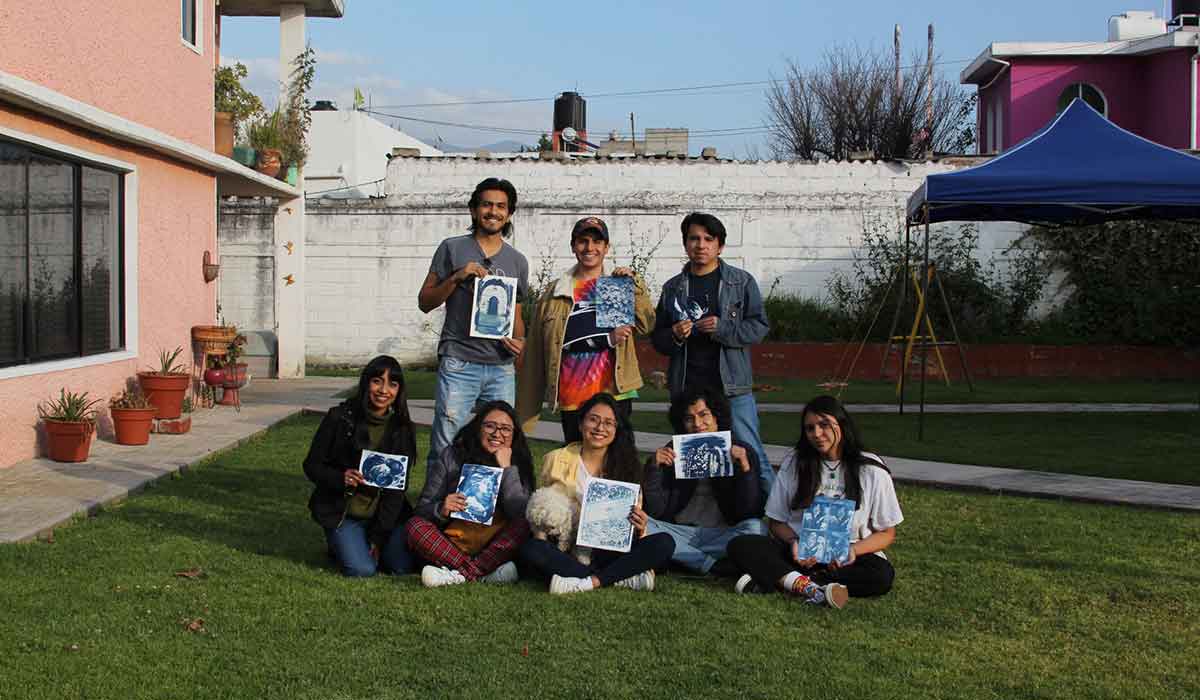 Te hablamos sobre la exposición fotográfica Azul Acidulado de cianotipia que se llevará a cabo en Ocoyoacac, Estado de México, en enero 2022.