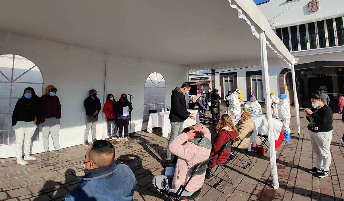 El ayuntamiento de Metepec invita a la gente del municipio a realizarse las pruebas rápidas de Covid, que serán gratis en estos dí­as de enero.