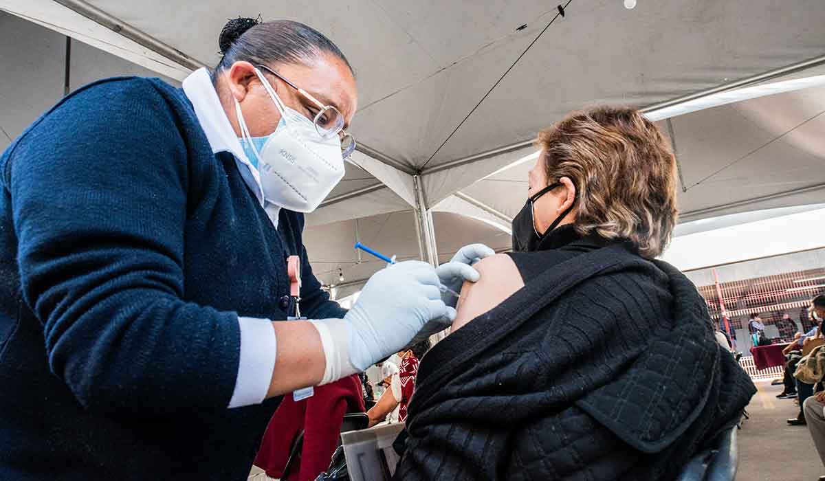 Vacunación para rezagados mayores de 18 años en Toluca - fechas y sede única