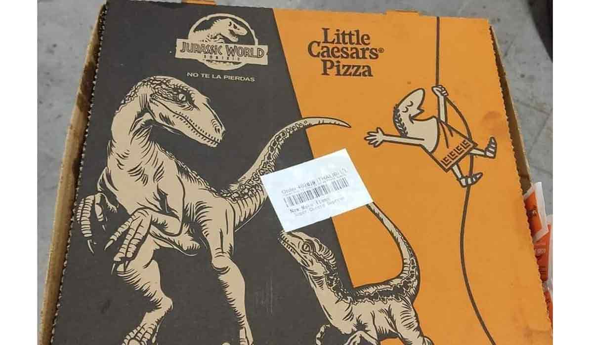 Si eres fan de los dinosaurios y amante de la pizza, Little Caesars lanzará la Dino Pizza o algo alusivo al estreno de Jurassic World.