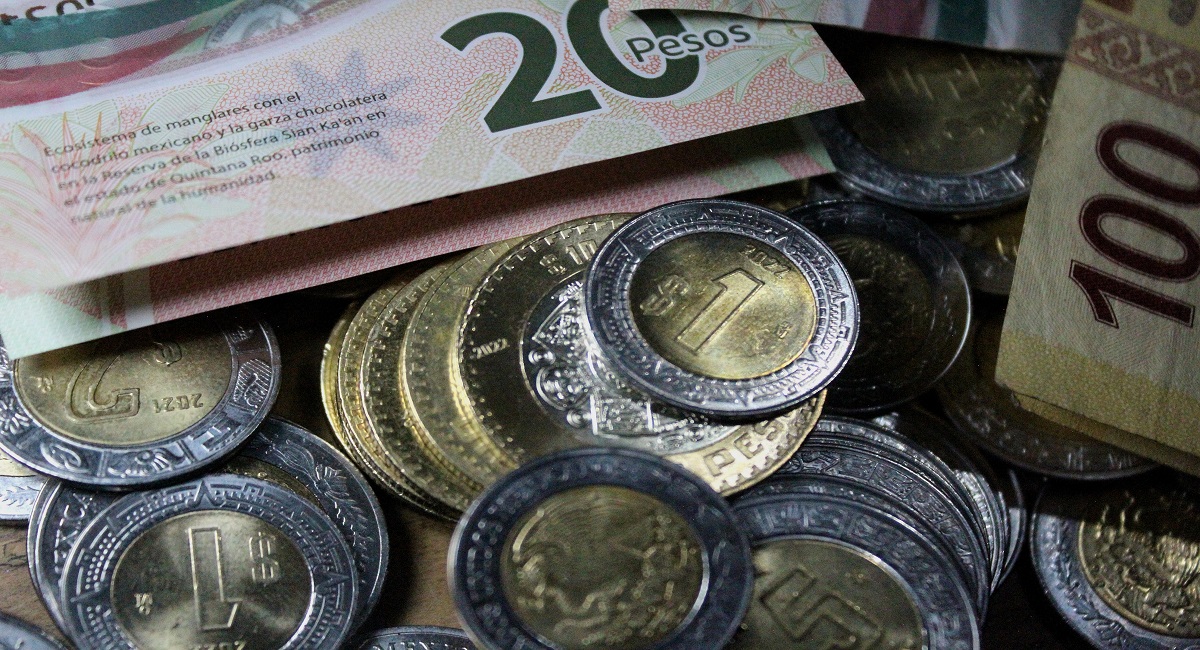 El lado oscuro de la compra-venta de billetes y monedas en México 