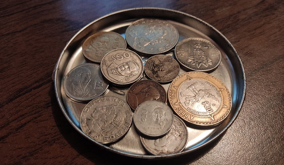 ¿Es cierto que Banco Azteca compra monedas antiguas?