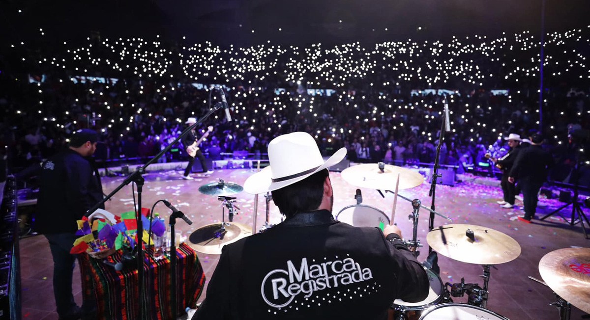 Grupo Marca Registrada en concierto de Oaxaca