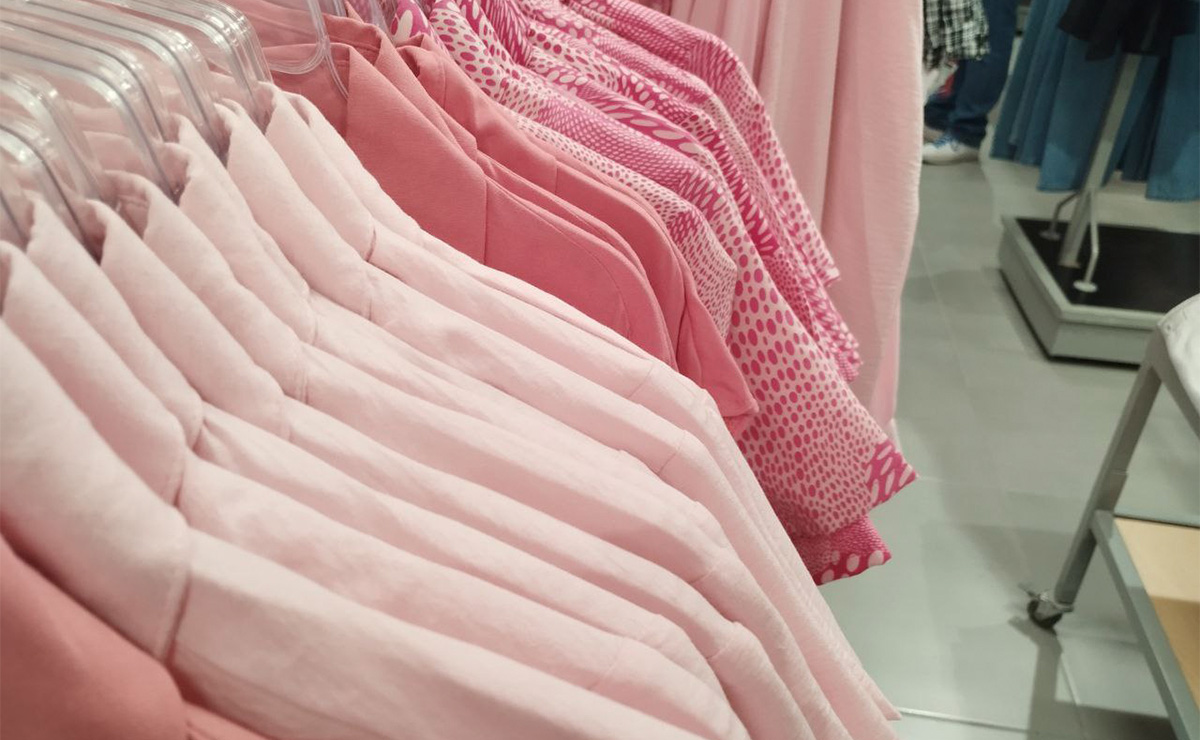 ¿Aún no tienes outfit para ver Barbie? Esta tienda en Toluca tiene una sección rosa