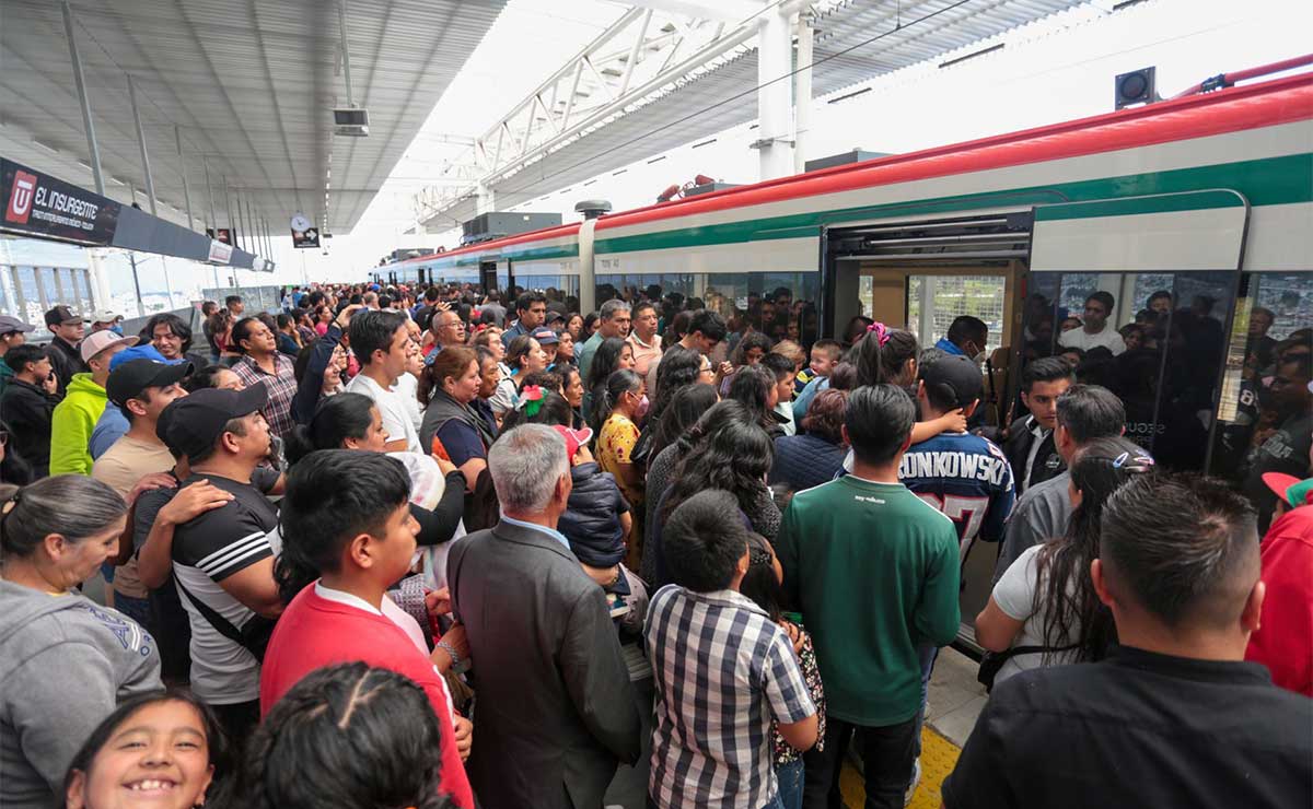 ¡No hay baños! Usuarios denuncian mala experiencia en Tren Interurbano Zinacantepec Lerma