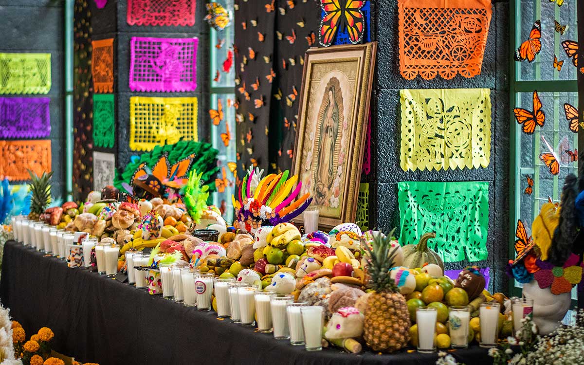 ofrenda de dia de muertos en mexico se pone el 27 de octubre