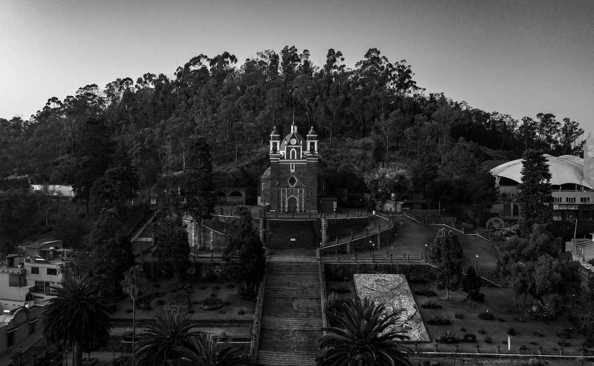 ¡Hermoso pero aterrador! ¿Recuerdas la famosa Leyenda del Calvario de Metepec?