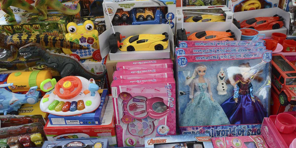 Atención Reyes Magos hay bazar de juguetes en Capultitlán 
