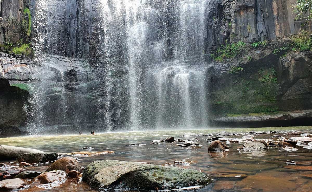 Explora la belleza de la mini Cascada de Tixhiñú en el EdoMéx